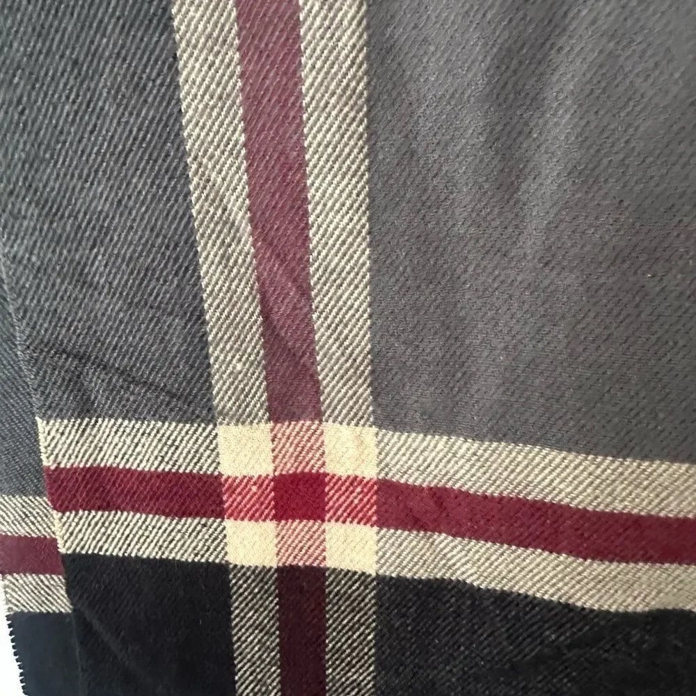 Italy Design Cashmere Blend Plaid Scarf